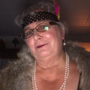 Meet your Posher, Lynne